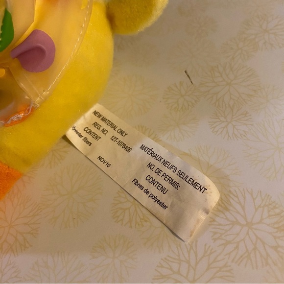 Vintage Hallmark Tweety Bird Happy Spwingtime Tweety features sound 5 phrases - Picture 9 of 9